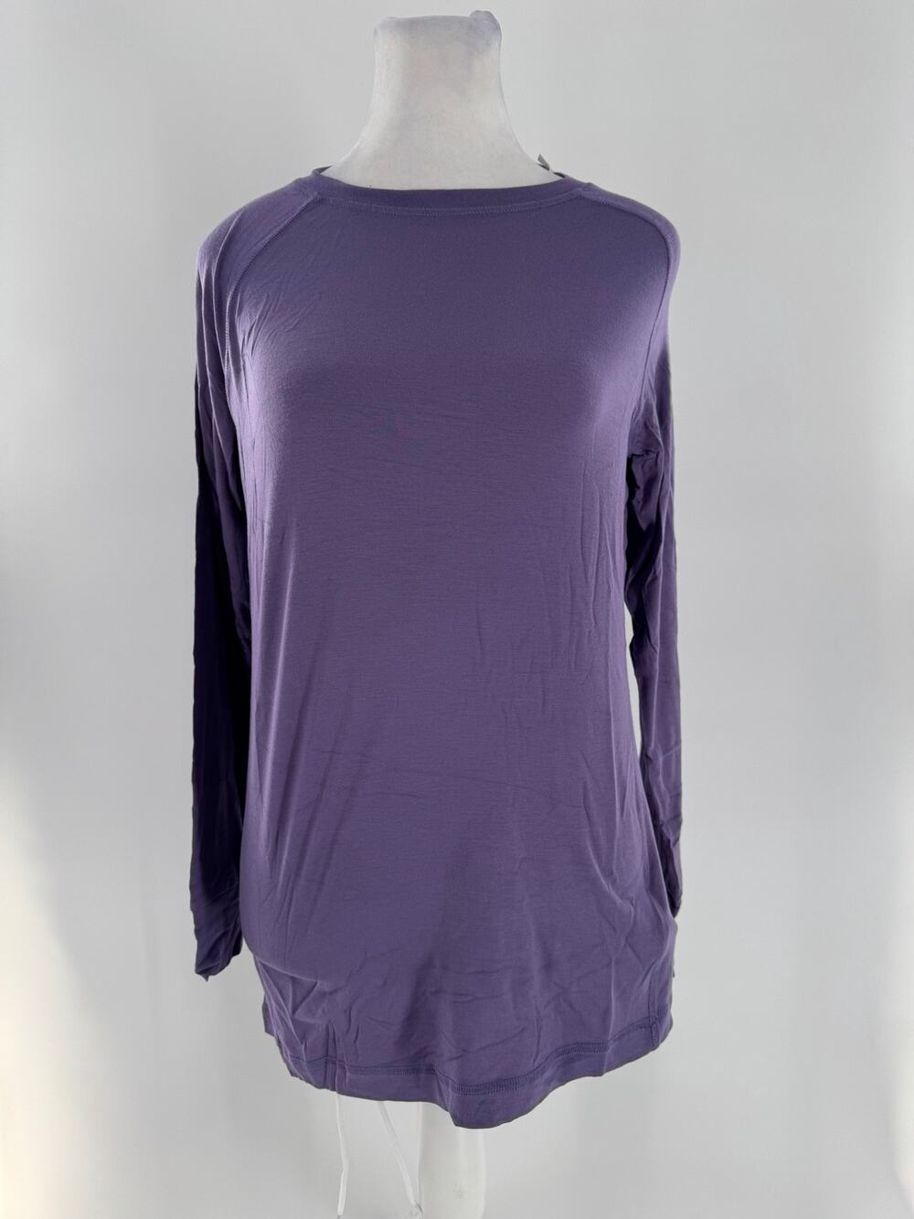 Mandala Scrubs Women’s Underscrub Top M Hyacinth Purple Long Sleeve NWT
